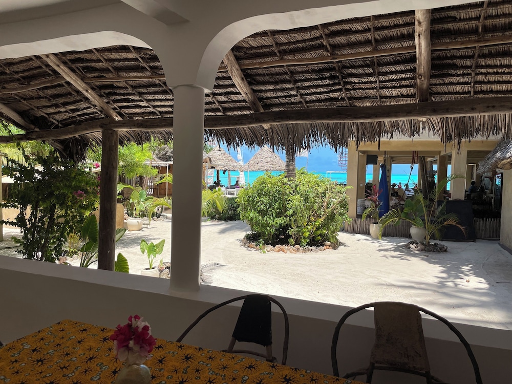 Blue Reef Sport And Fishing Lodge & Bungalows 34/49