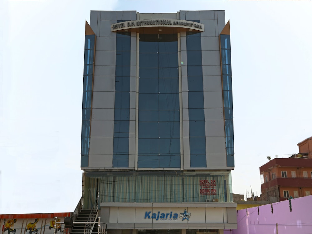 Oyo 4101 Hotel D P International 1/14