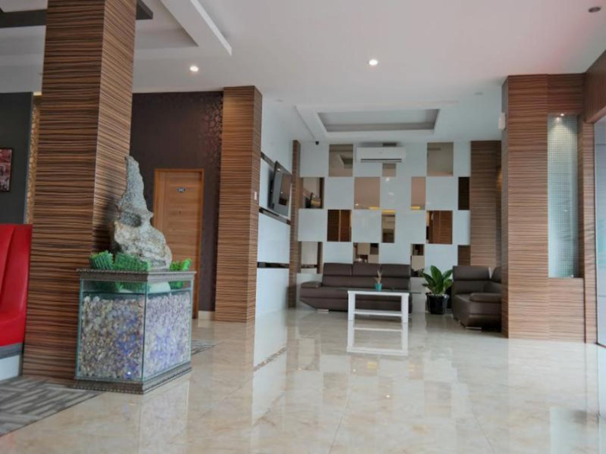 Hip Hop Hotel Banda Aceh 9/21