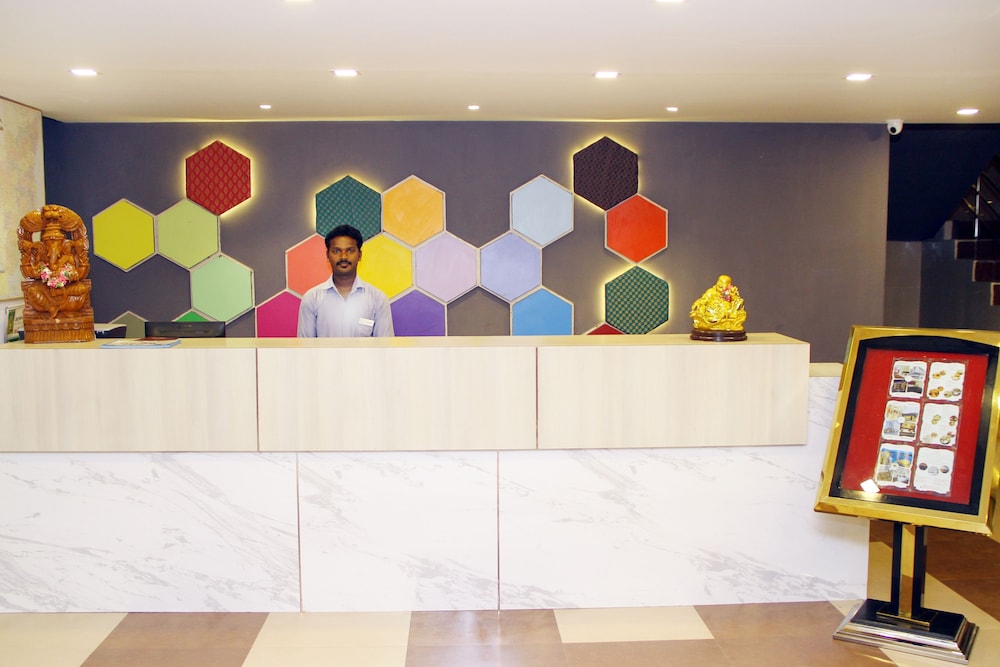 Hotel Vinayaga 4/25