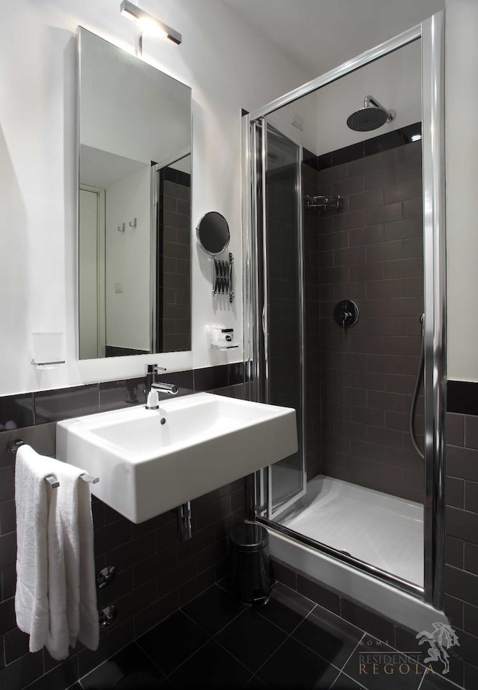 Residence Regola 22/23