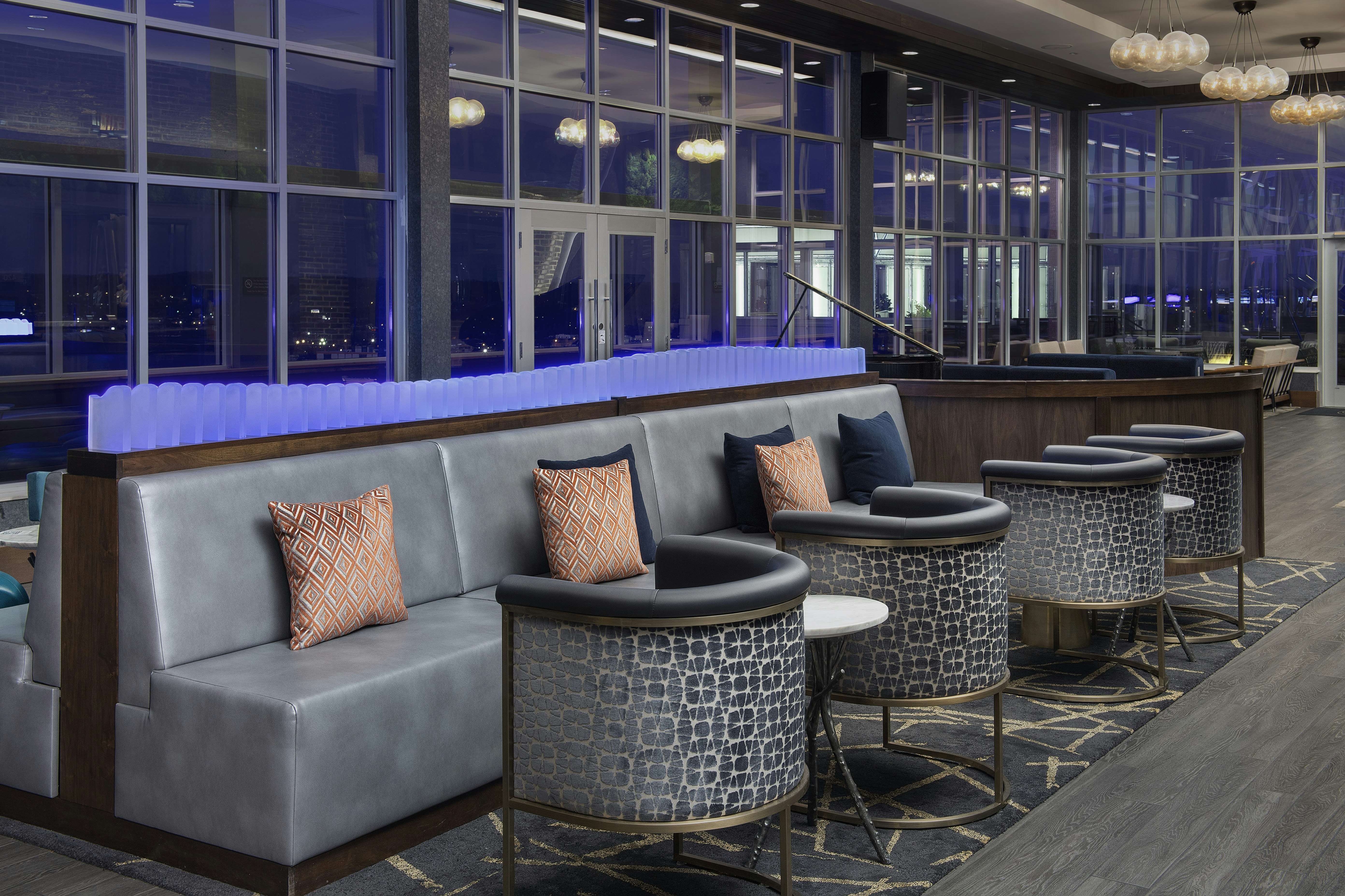 Embassy Suites By Hilton Knoxville Downtown 30/50