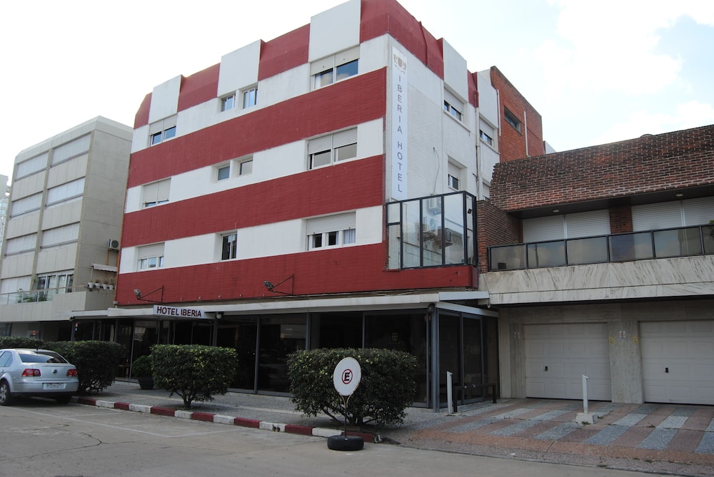 Iberia Hotel 58/64