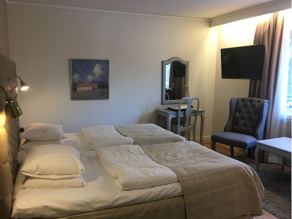 Sundbyholms Slott 17/50