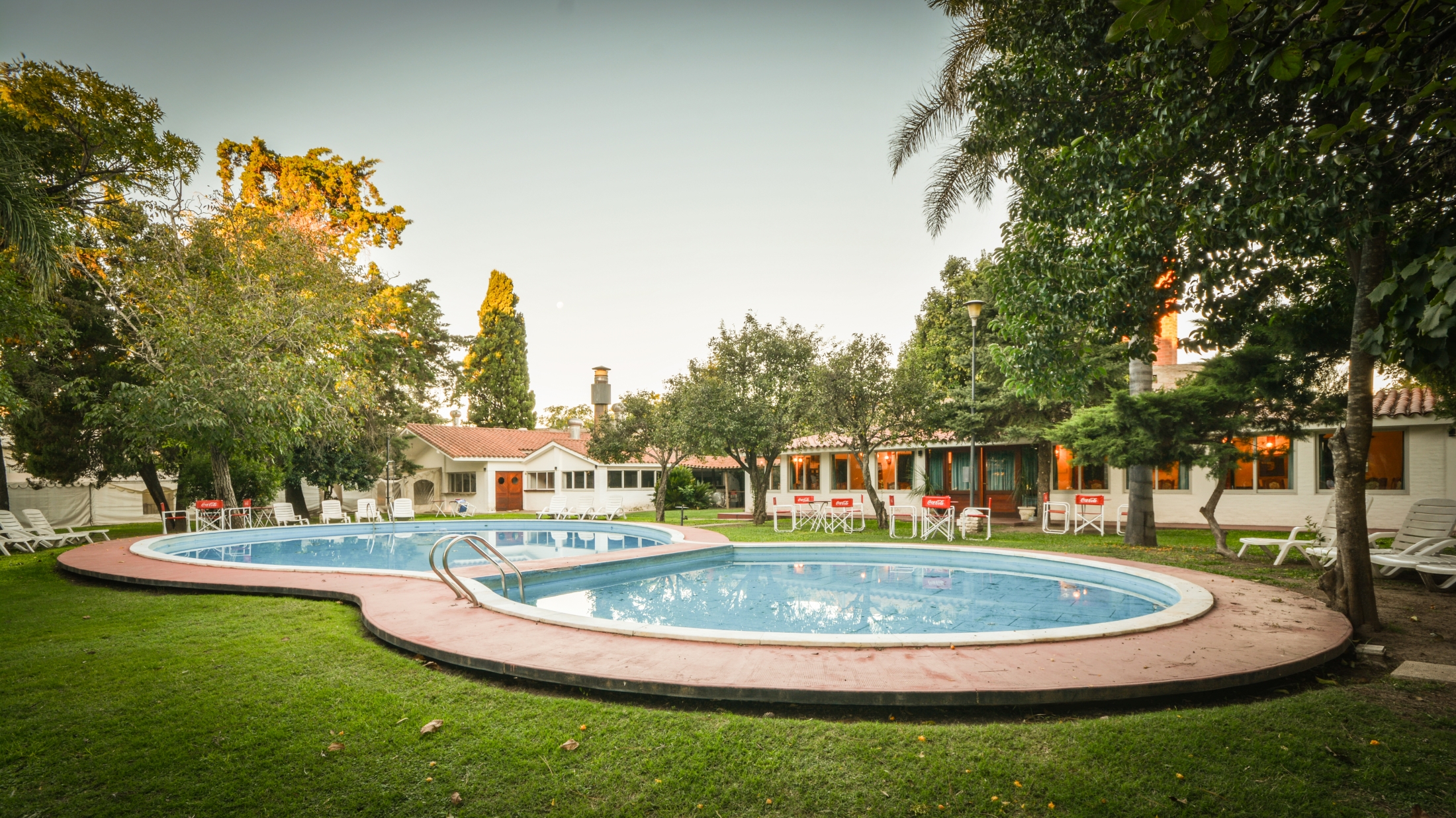 Portal del Lago Hotel 38/42