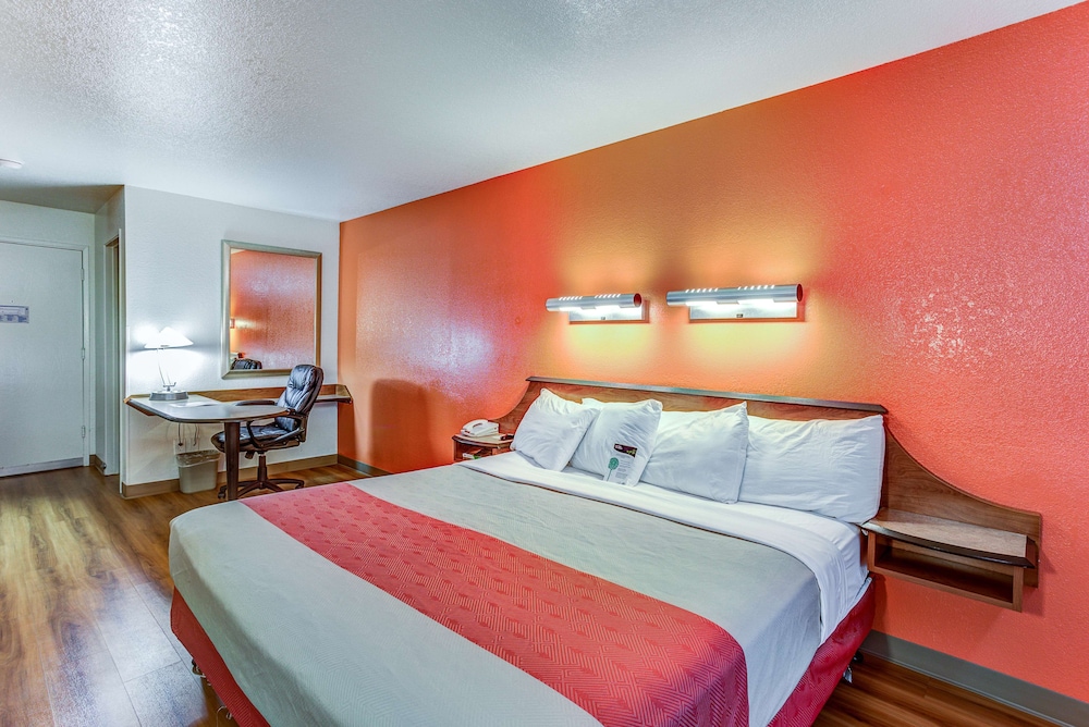 Motel6 Portland, OR - Tigard West 37/49