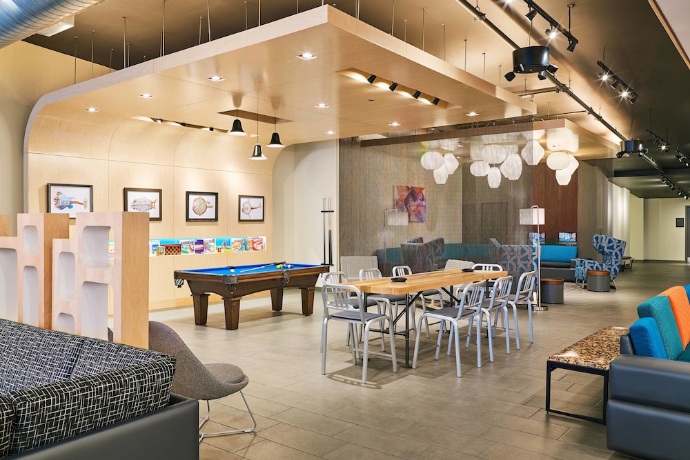 ALOFT SOUTH BEND 22/29