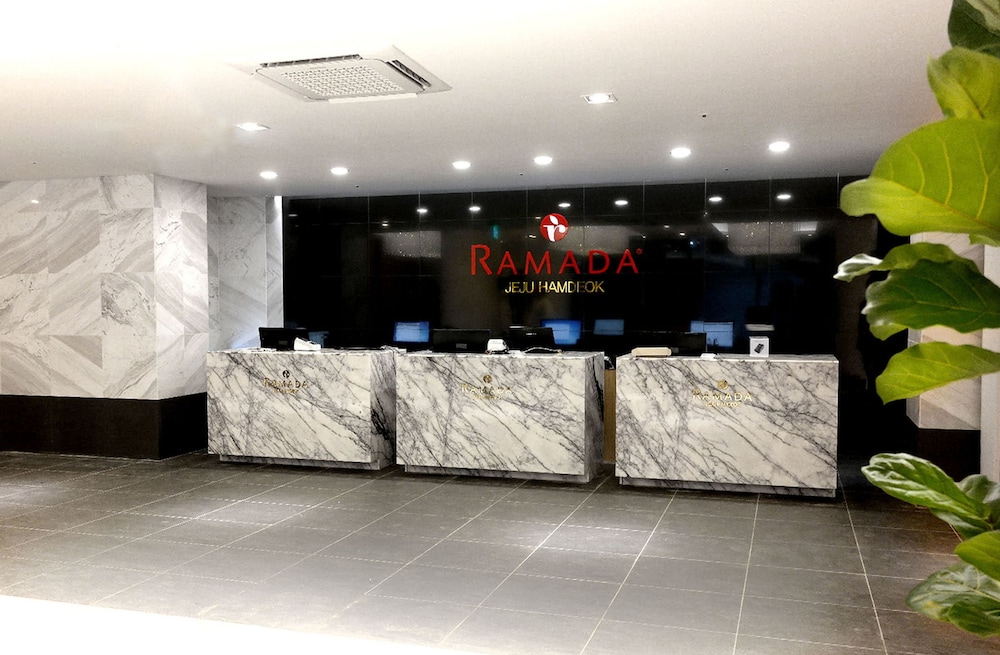 Ramada by Wyndham Jeju Hamdeok 11/70