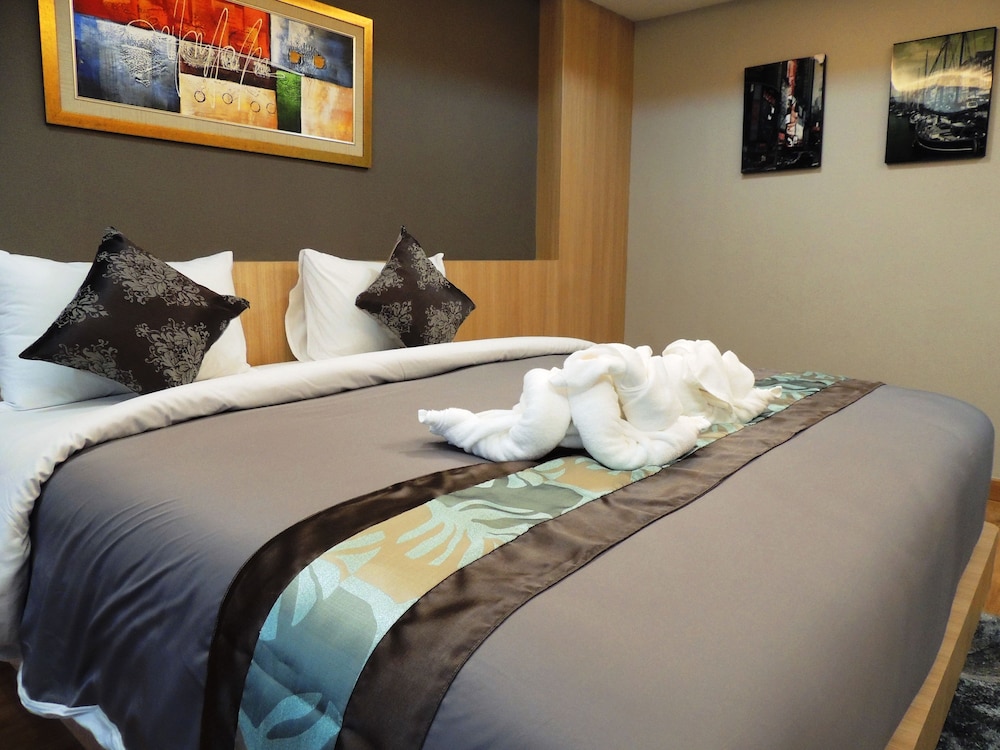 The U-Time Hotel 18/43