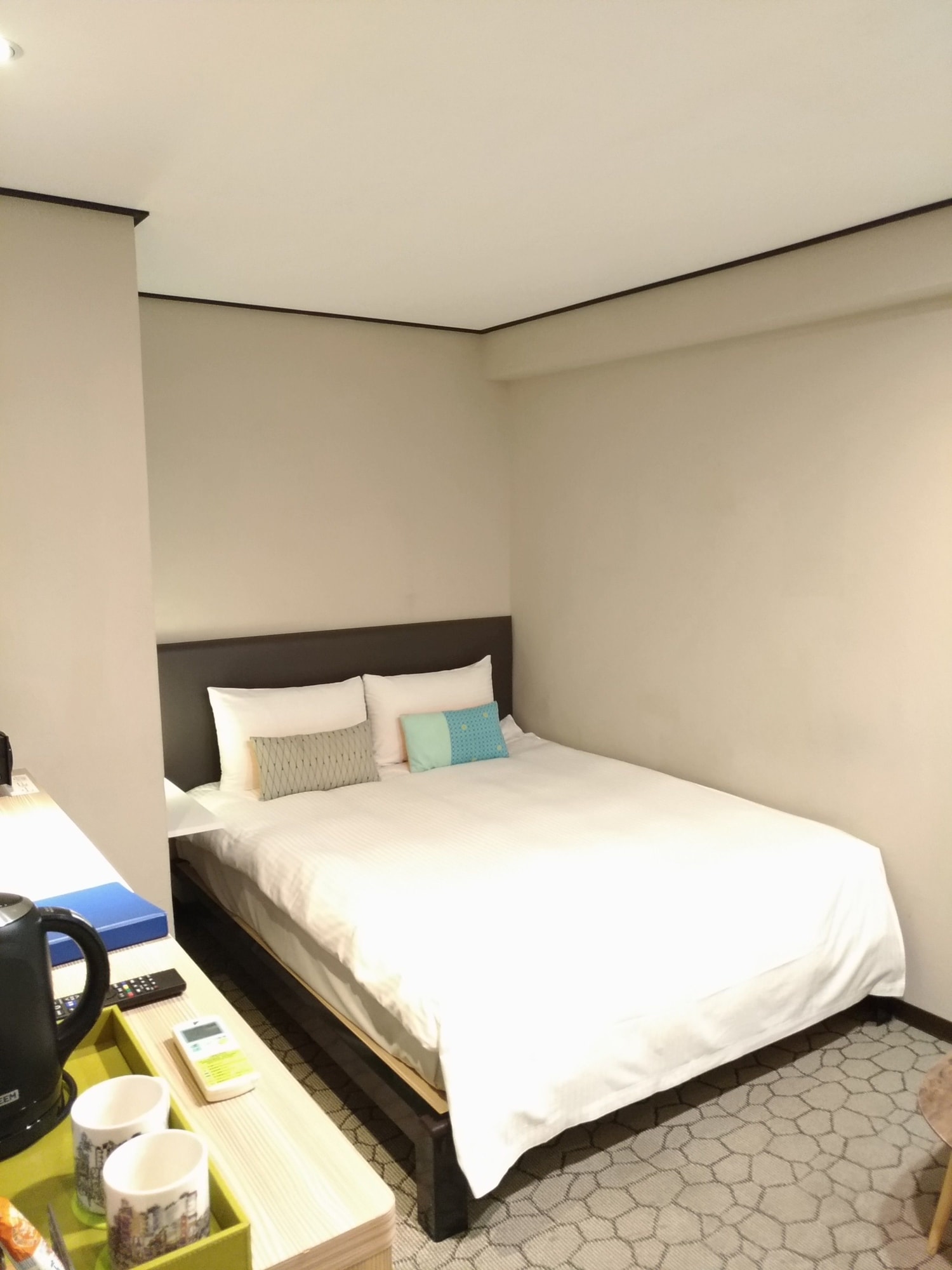 1 BEDROOM, STANDARD, DOUBLE BED, NO WINDOW