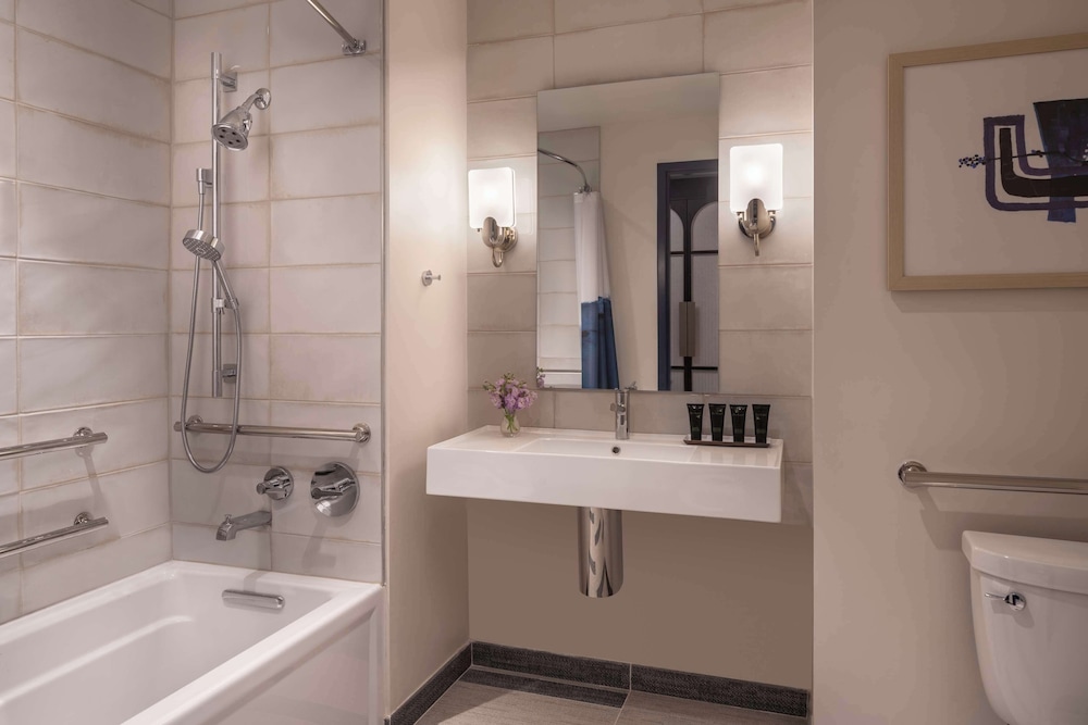 Hyatt Centric Downtown Nashville 47/50