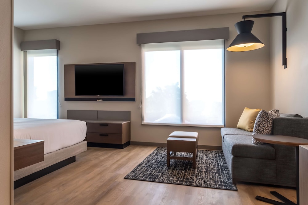 Hyatt Place Gainesville Downtown 23/50