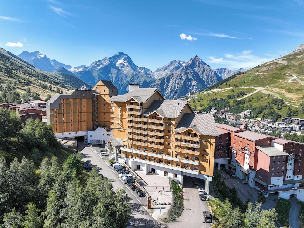 Mercure Les Deux Alpes 1800 2/53