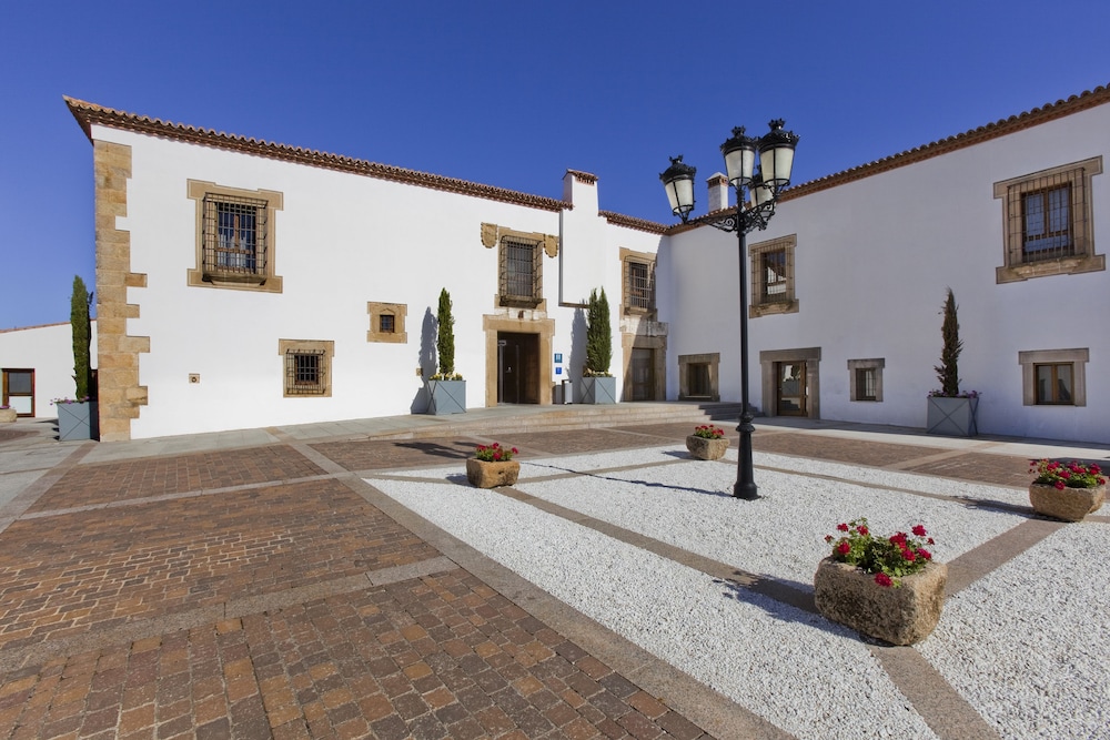 Hospes Palacio de Arenales Spa 63/68