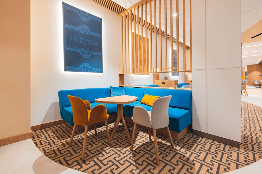 Hampton by Hilton Warsaw Reduta 61/72