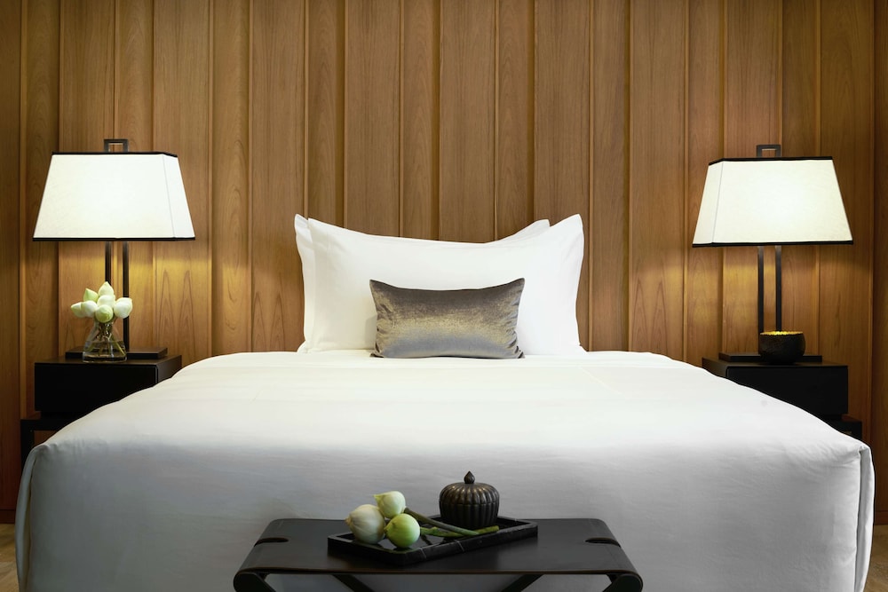 Anantara Chiang Mai Serviced Suites 19/75
