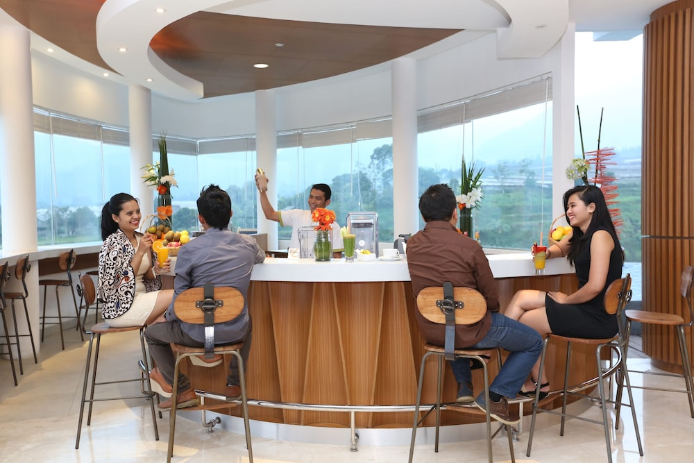 Pesona Alam Resort & Spa 38/50