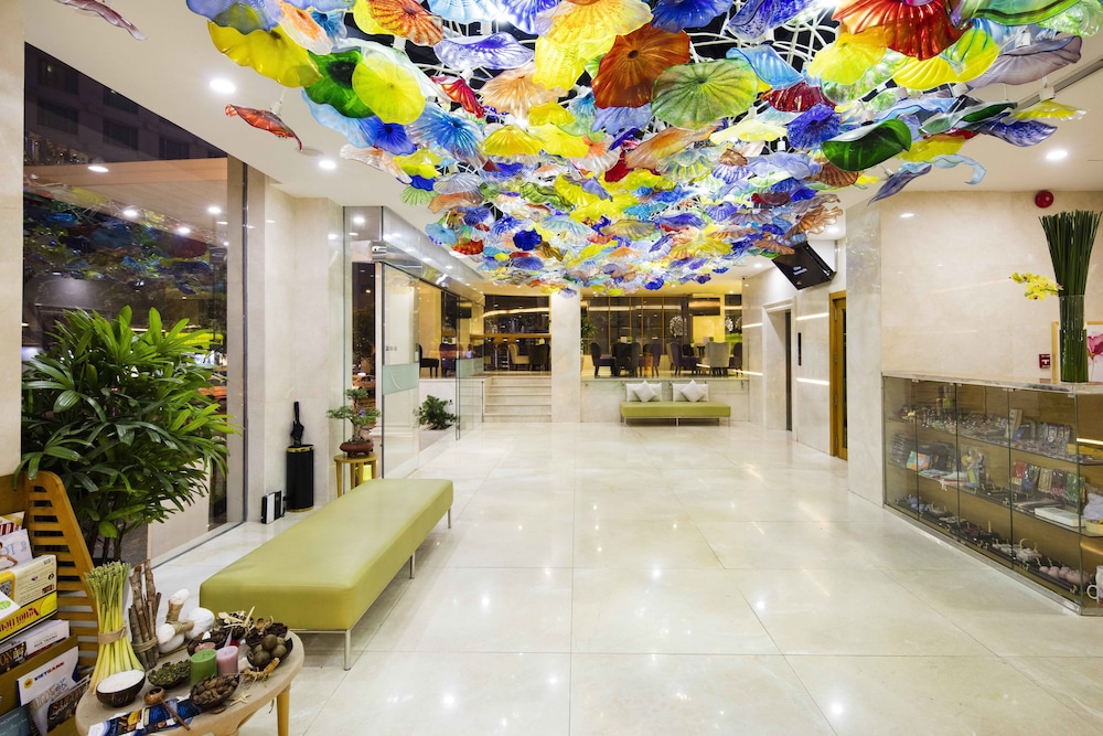 Paradise Saigon Boutique Hotel 42/50