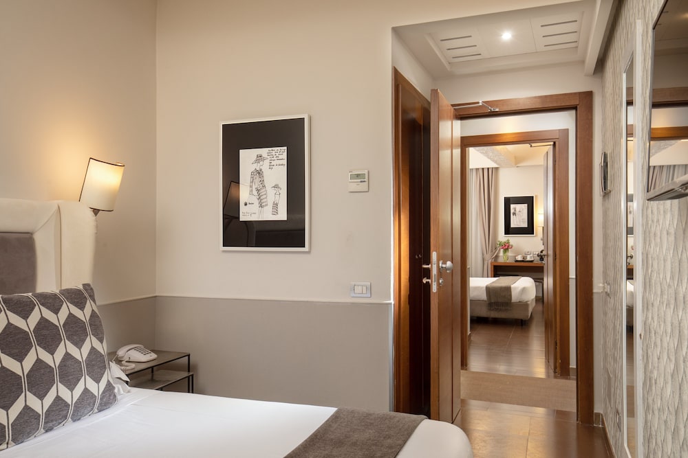Condotti Palace 21/63