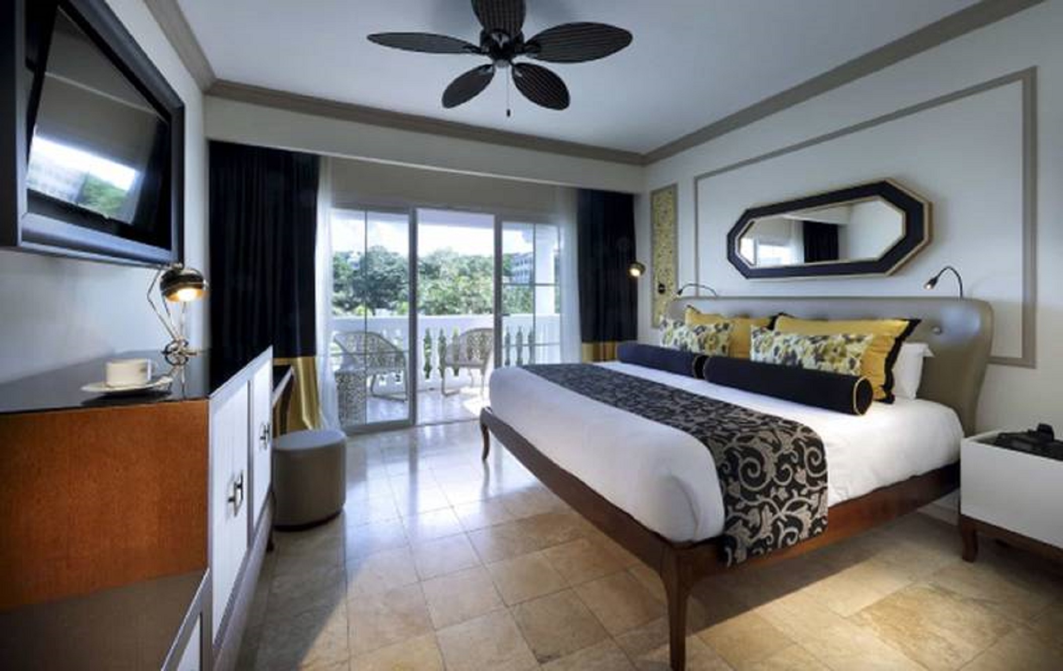 Suite, Beach Side, Panoramic Ocean View