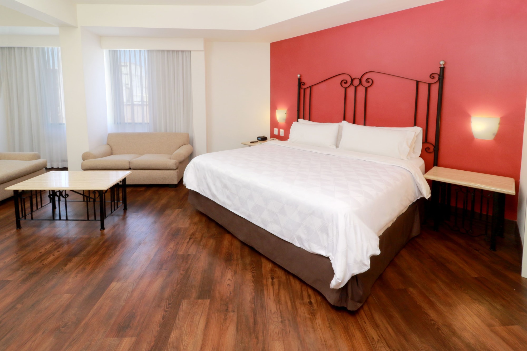 Premium, King Bed