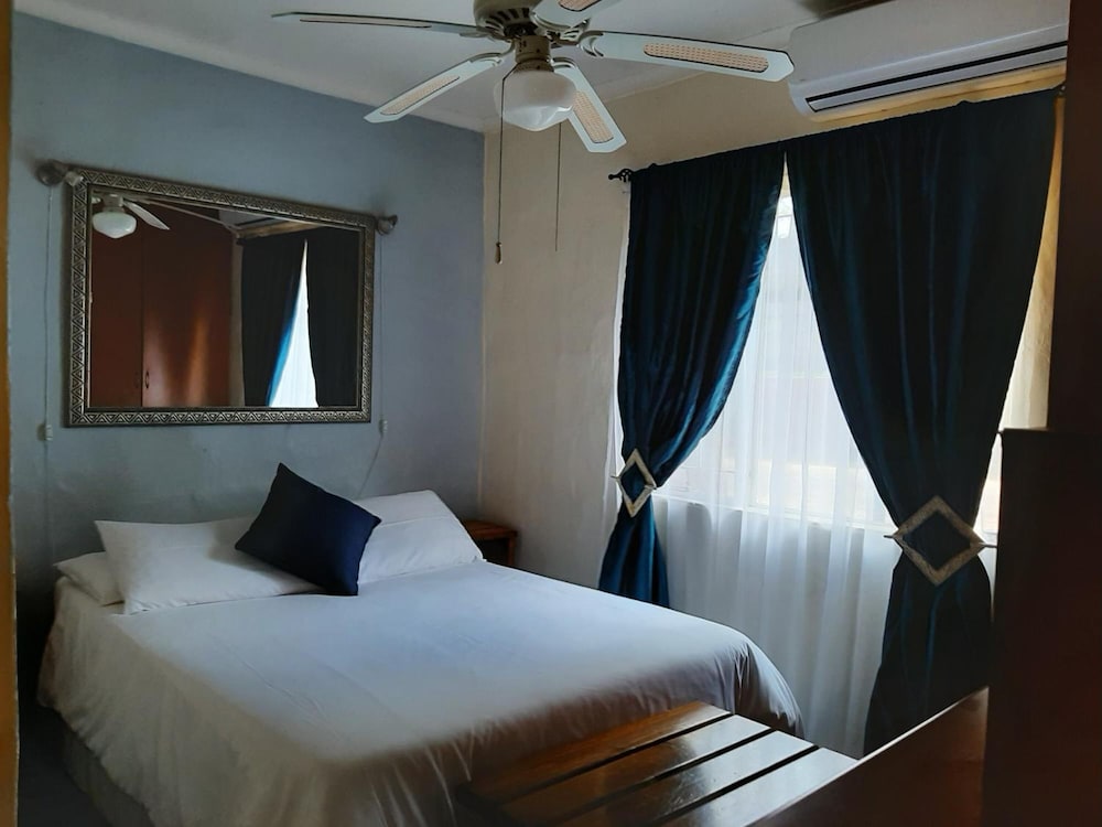 Zebra Guest House 4/41