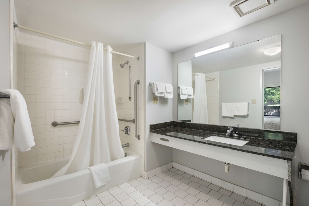 Americas Best Value Inn Suites Stockbridge Atlanta 26/31