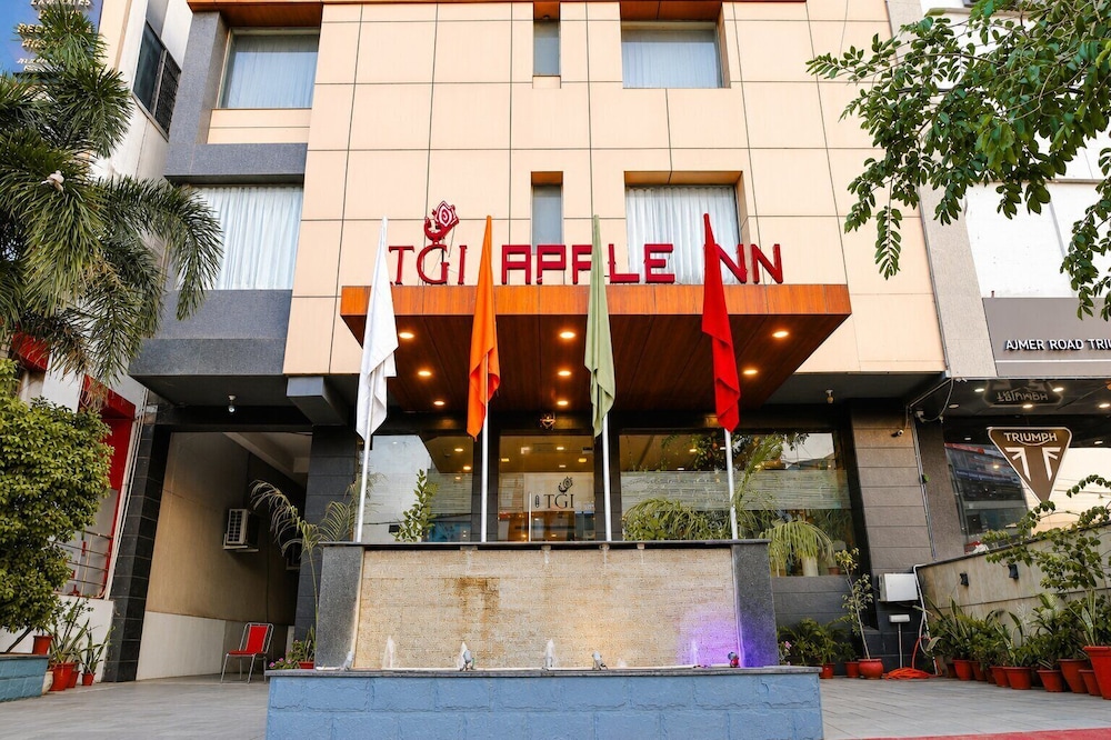 HOTEL APPLE INN 4/66