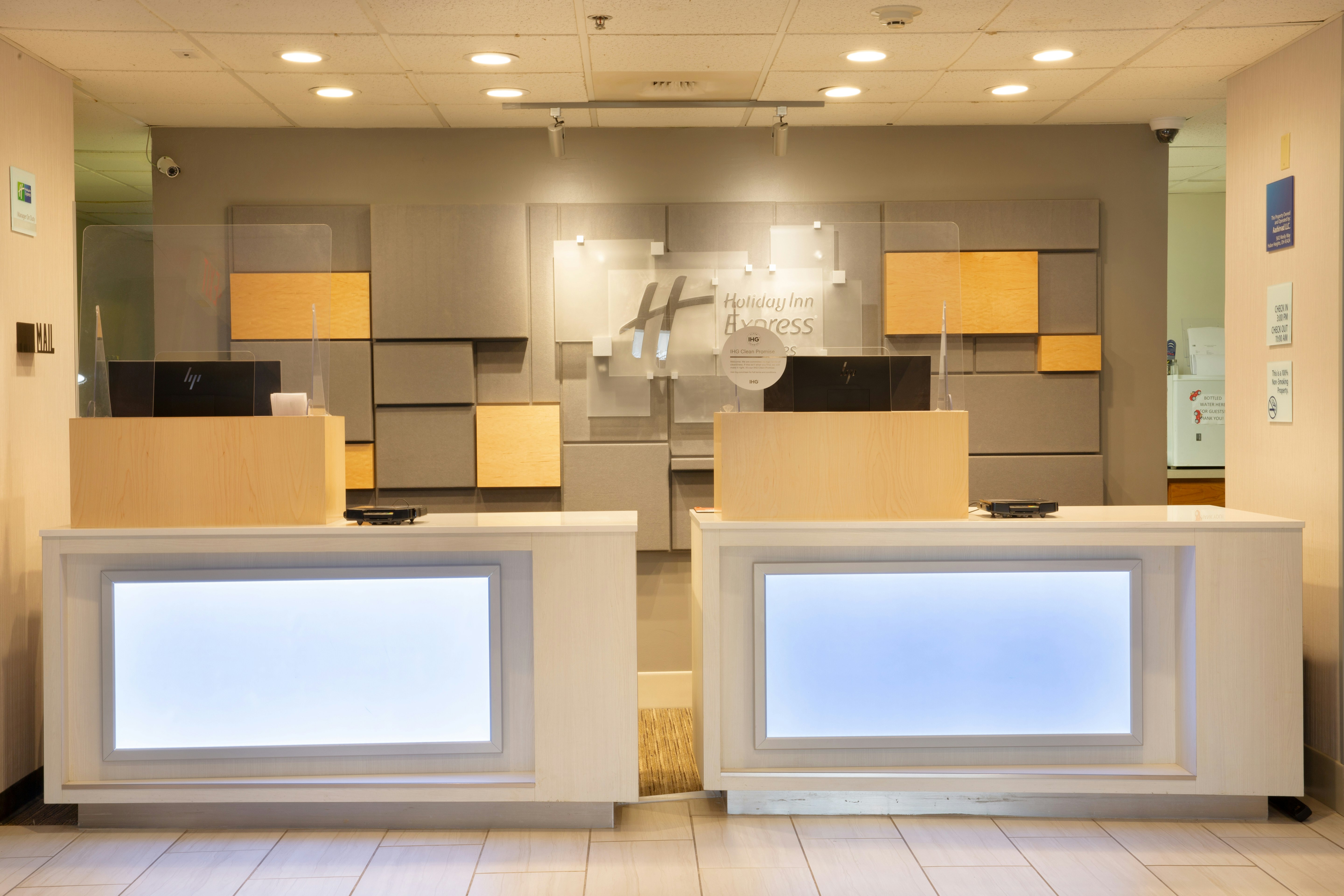Holiday Inn Express & Suites Dayton-Huber Heights, an IHG Hotel 39/43