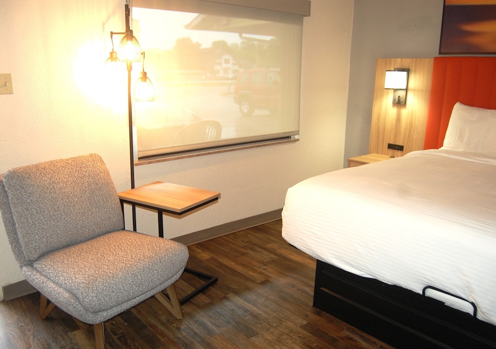 STANDARD, KING BED