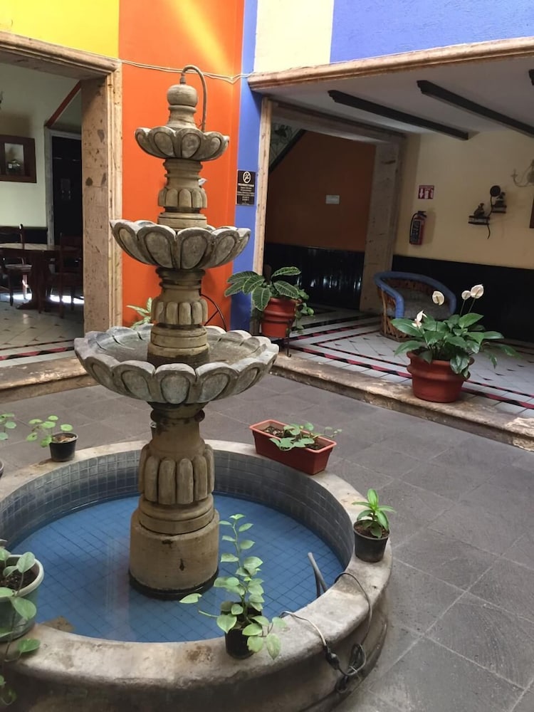 Posada Hidalgo Inn 32/40