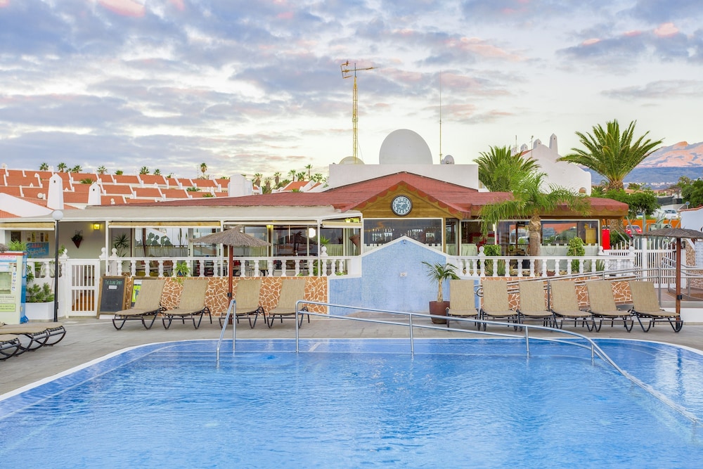 Sunset View Club 3/57
