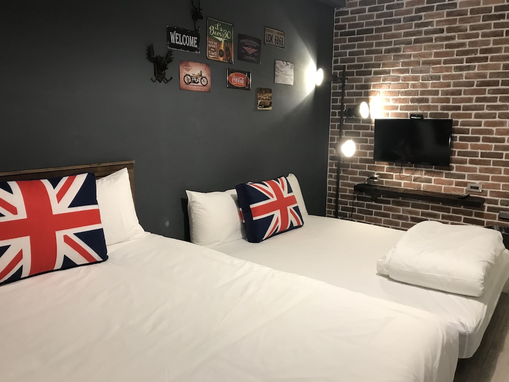 A Room Time 18/58
