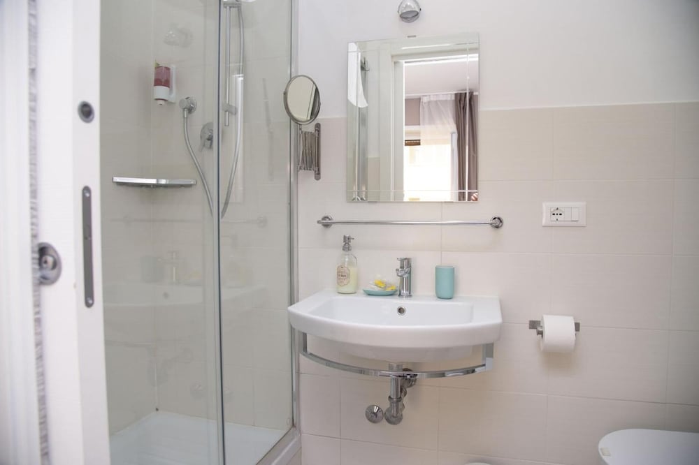 247 Luxuryrooms 46/50