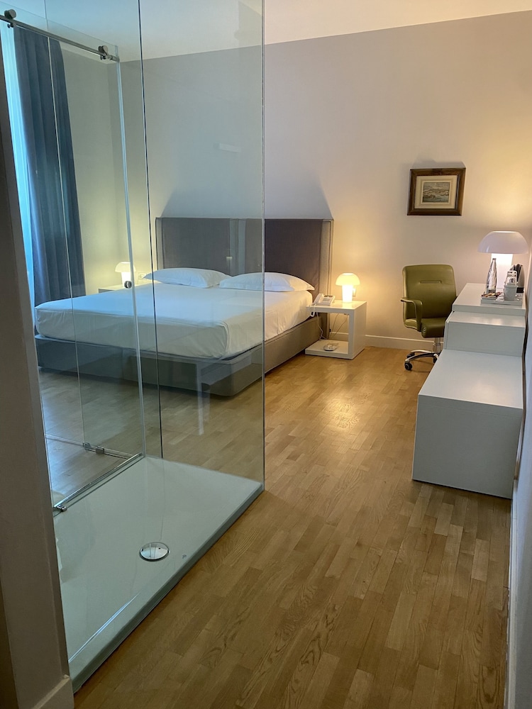 Villa Pulejo 17/48