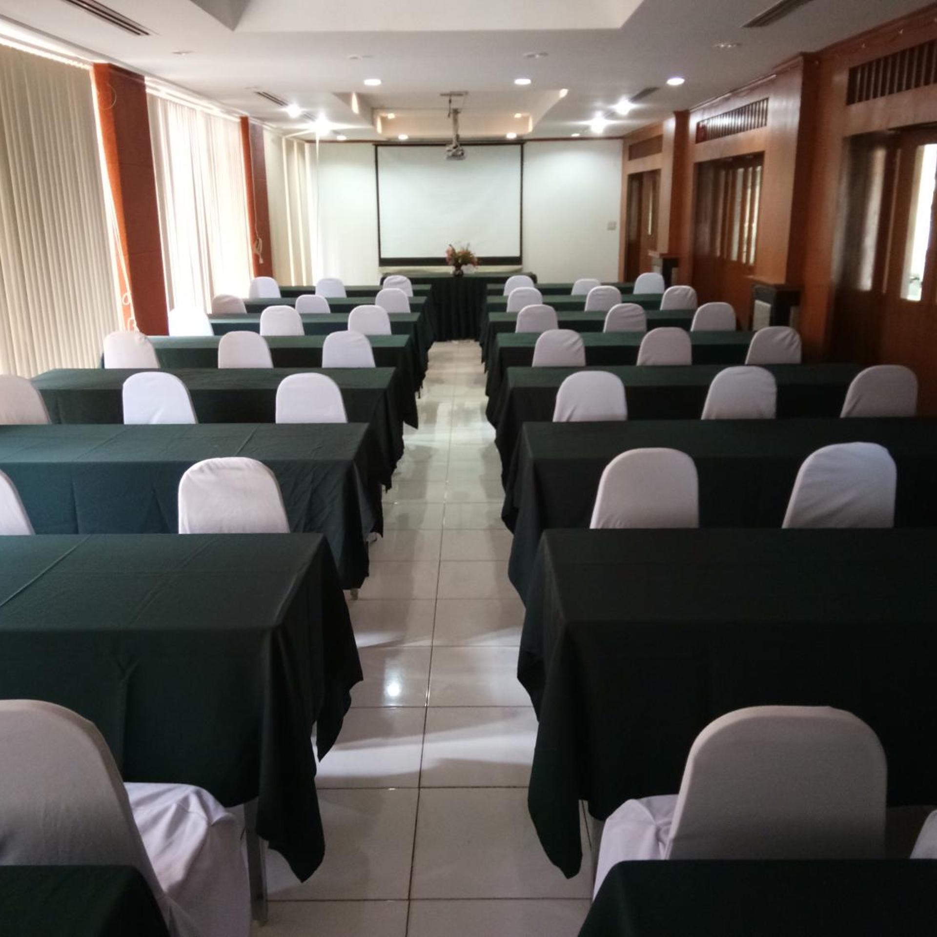 Auychai Grand Hotel 41/50