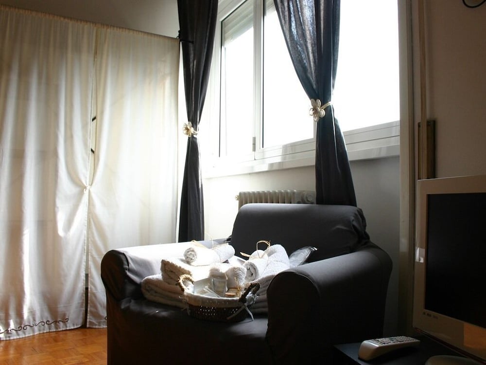 Le Fate Apartments 8/47