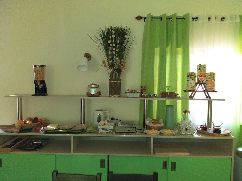 Sensations Guesthouse 1/50
