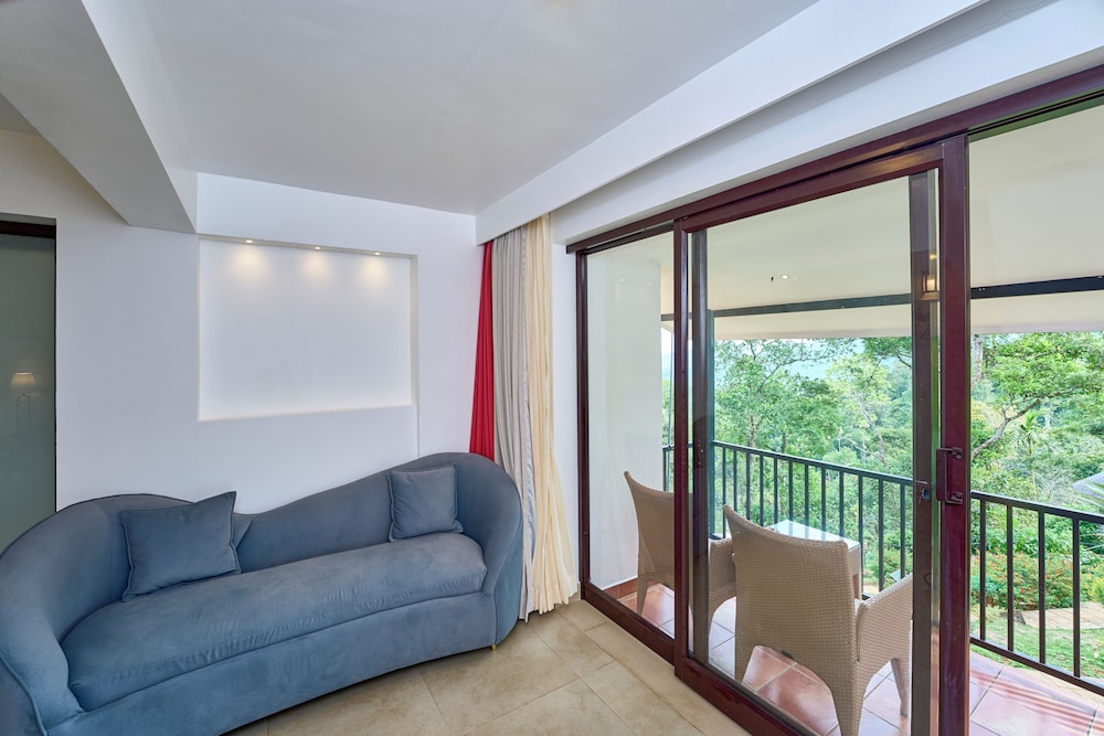 POETREE SAROVAR PORTICO 52/74