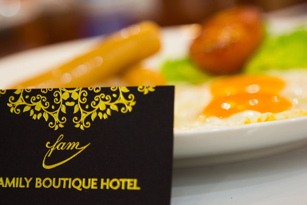 Family Boutique Hotel 48/71
