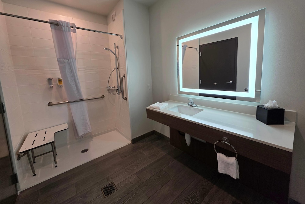 Hawthorn Extended Stay Austin North 49/50
