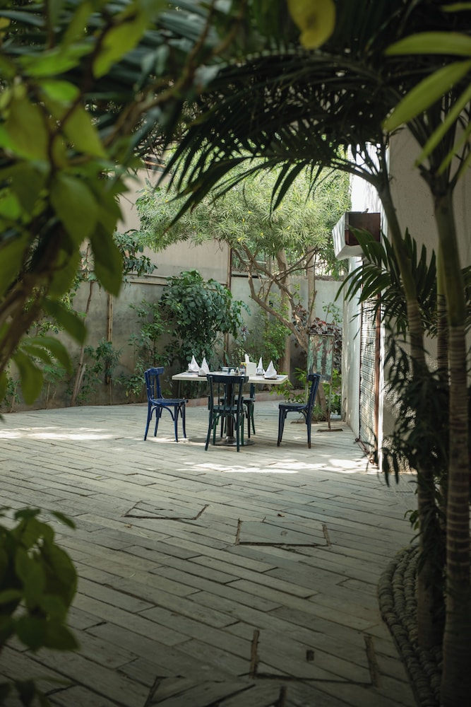 Ambiance Boutique Art Hotel Karachi 49/56