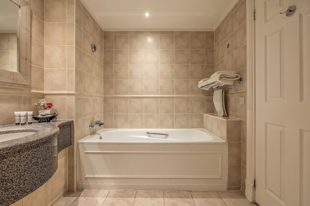 غرفة تنفيذية بسرير مزدوج، Muthu Newton Hotel 9/9