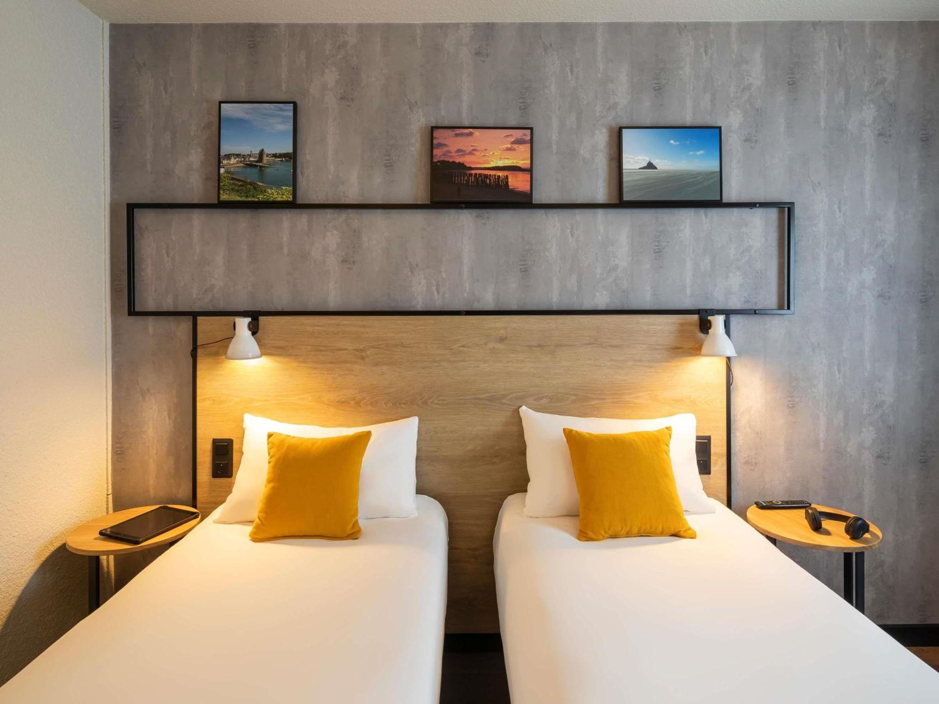 غرفة بسريرين منفصلين مع سرير إضافي، Ibis St Malo La Madeleine 7/10