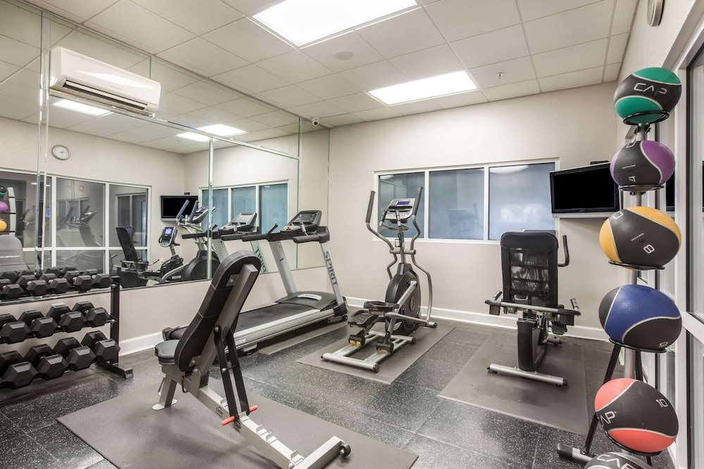 Comfort Inn & Suites Fairburn - Atlanta Southwest 33/45