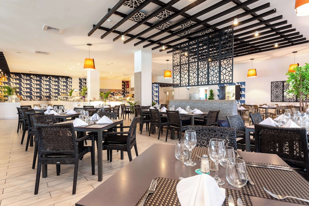 Sonesta Maho Beach Resort And Casino And Spa 50/67