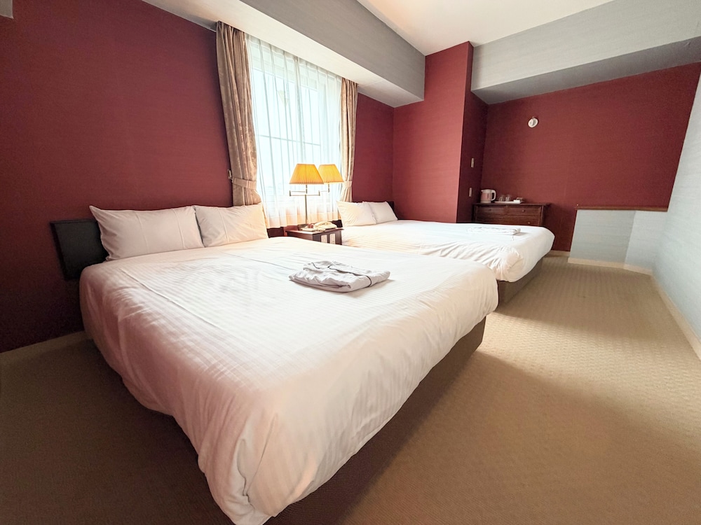 Shonan Kamakura Crystal Hotel 13/89