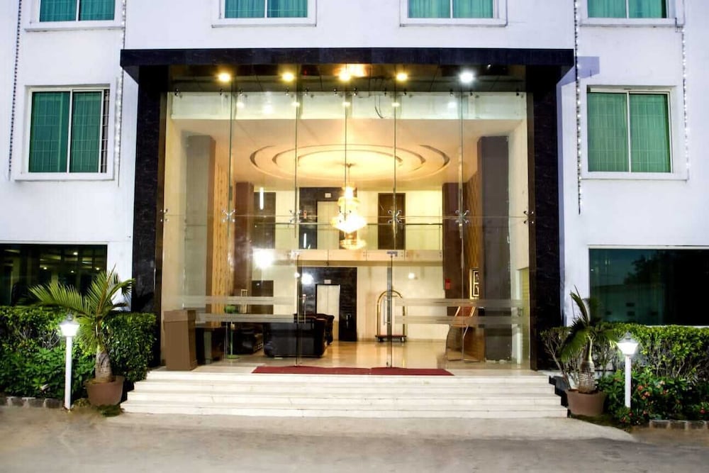 Rainbow International Shamshabad 3/50