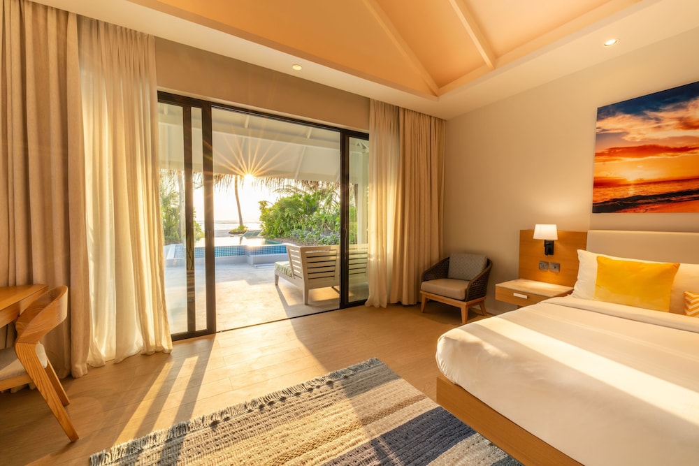 Nova Maldives 27/78
