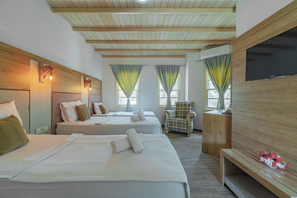 Historical Museum Resort 14/50